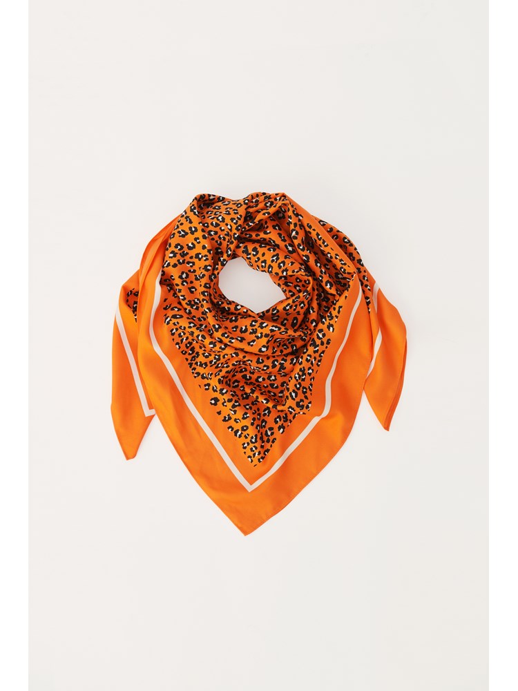 Namira skjerf 7251313_K2D-PART TWO-S23-front_Namira skjerf K2D 7251313_NAMIRA SC.jpg_Front||Front