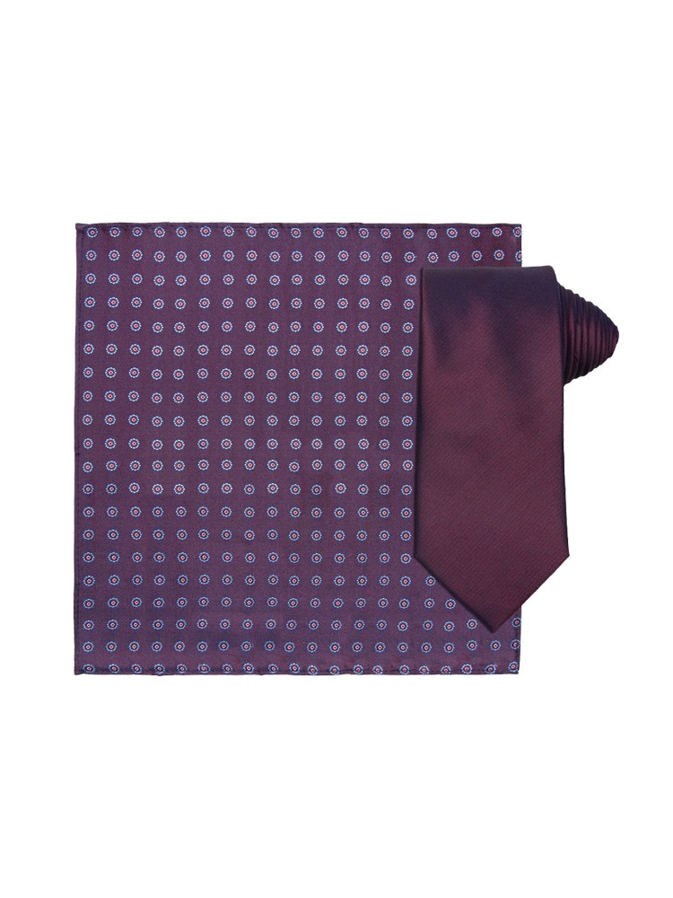 X-Plizit slips og lommetørkle 7251558_KAE-INTEX-W22-front_SANTI SILKESLIPS+LOMMETØRKLE M.jpg_Front||Front