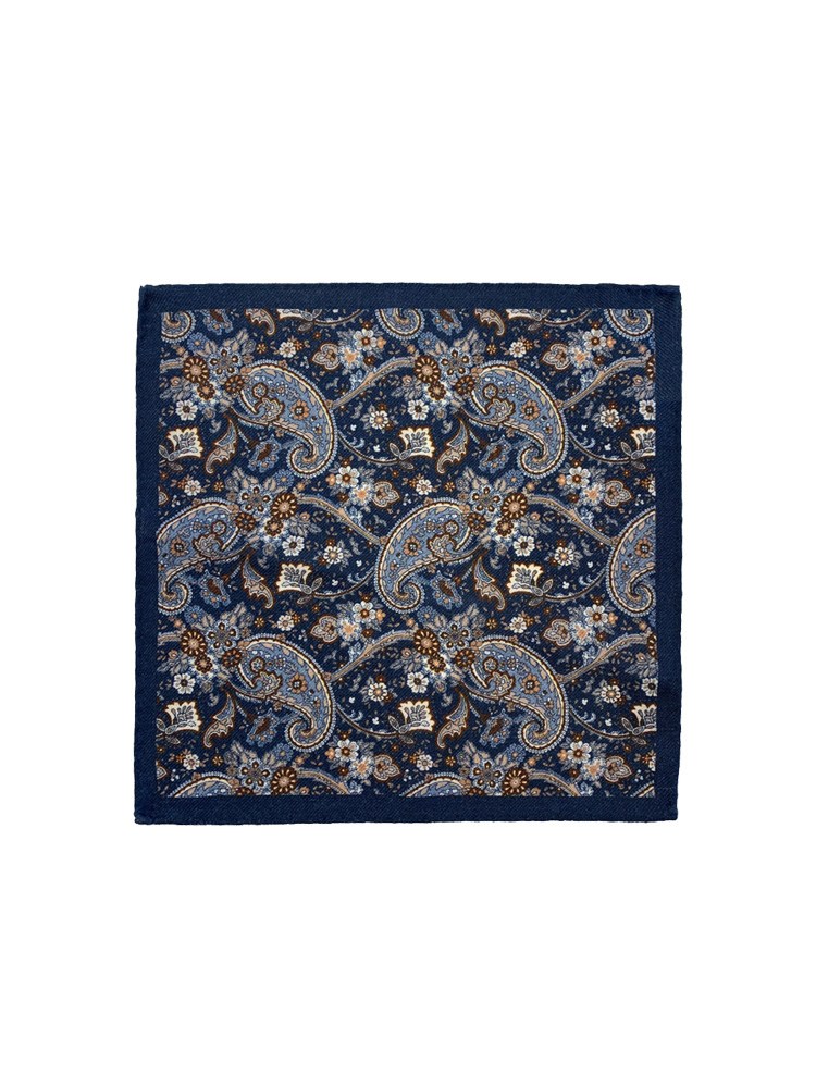Lommetørkle i ull med paisleymønster 7251562_EM6-INTEX-S23-front_LOMMETØRKLE ULL PAISLEY BLÅ.jpg_Front||Front