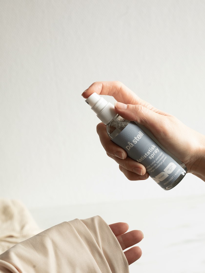 7252899 O79 7252899_O79-PÅSTELL-ANTISTATISK SPRAY_NY_2_Antistatisk Spray O79.jpg_