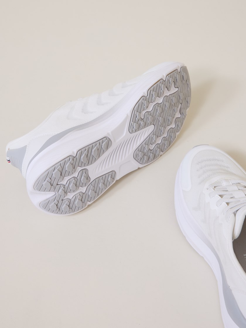 7252936 O68 7252936_O68_Jean Paul_Dijon Slipstep Sneaker_S25 (2).jpg_