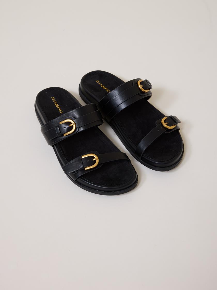 Romy Sandal CAB
