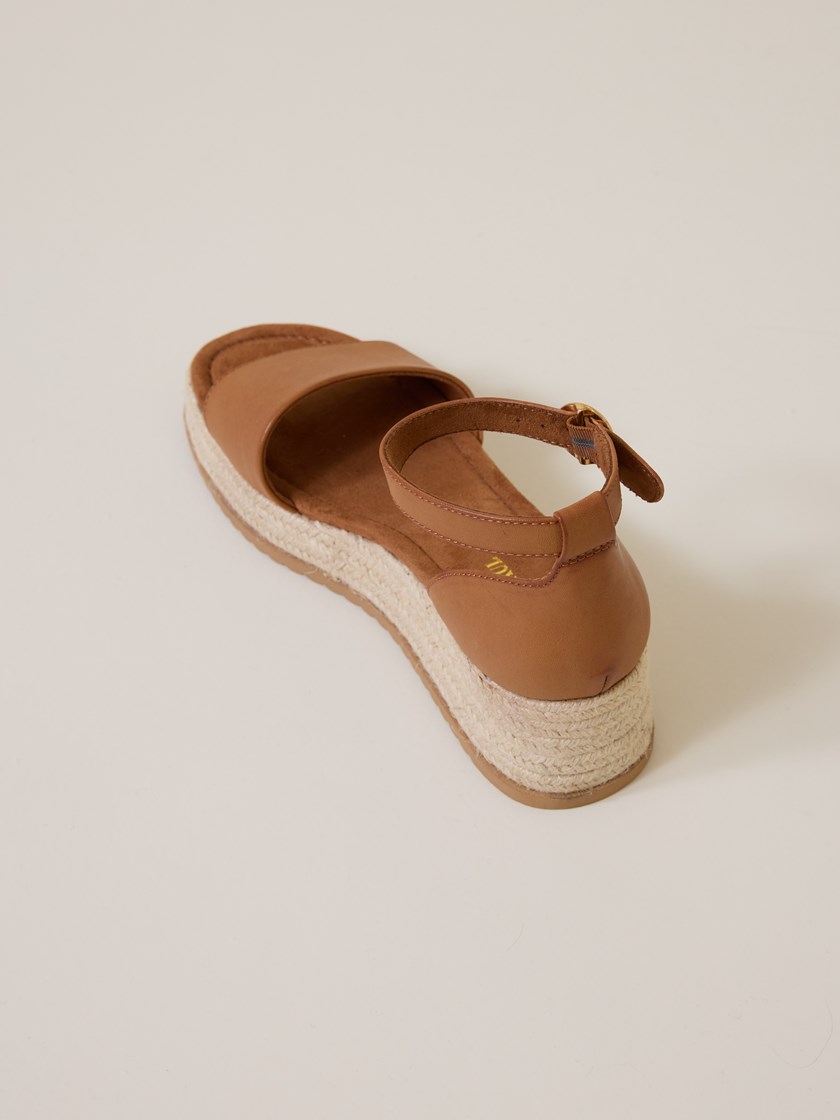 7252940 AHR 7252940_Jean Paul_Milly Sandal_S25 (7)_Milly Sandal AHR.jpg_