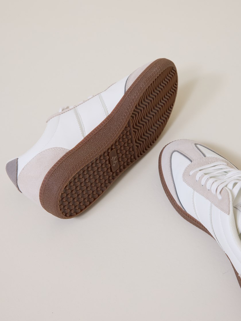 7252942 O68 7252942_O68_Jean Paul_Mirabeau Sneaker_S25 (4)_Mirabeau Coupe Sneakers O68.jpg_