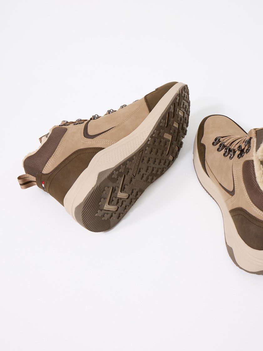 7253261 I4Y 7253261_I4Y_Jean Paul_Arcalod Vintersko_A25 (2)_Arcalod Vintersko I4Y.jpg_