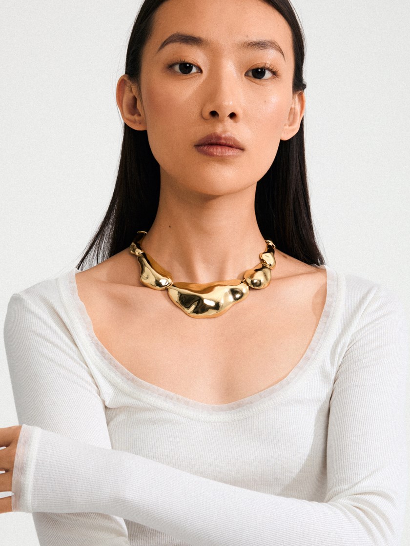 7253591 Q1G 7253591_Q1G_Free Statement Necklace Gold-P_1_Free Statement Necklace Gold-P Q1G.jpg_