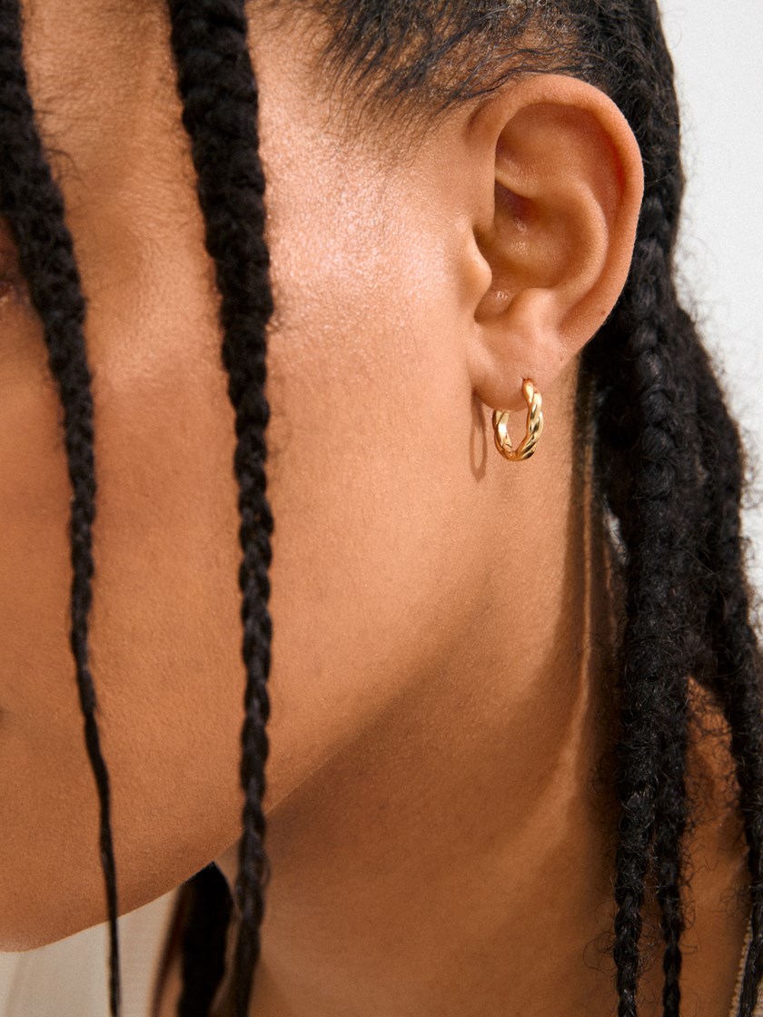 7253595 Q1G 7253595_Q1G_Declan Earrings Gold-Plated_3_Declan Earrings Gold-Plated Q1G.jpg_