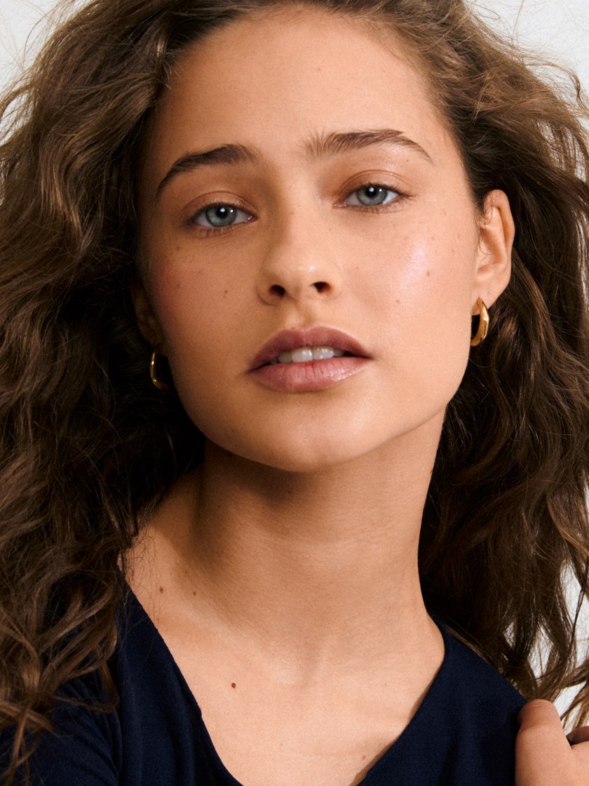7253596 Q1G 7253596_Q1G_Harrison Hoops Gold-Plated_2_Harrison Hoops Gold-Plated Q1G.jpg_