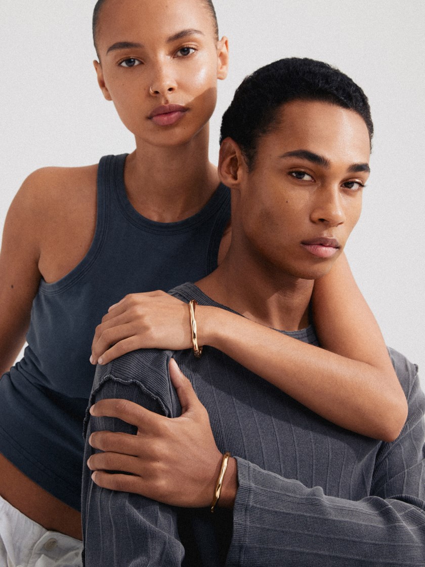 7253602 Q1G 7253602_Q1G_Harrison Bangle Gold-Plated_2_Harrison Bangle Gold-Plated Q1G_Harrison Bangle Gold-Plated Q1G 7253602.jpg_