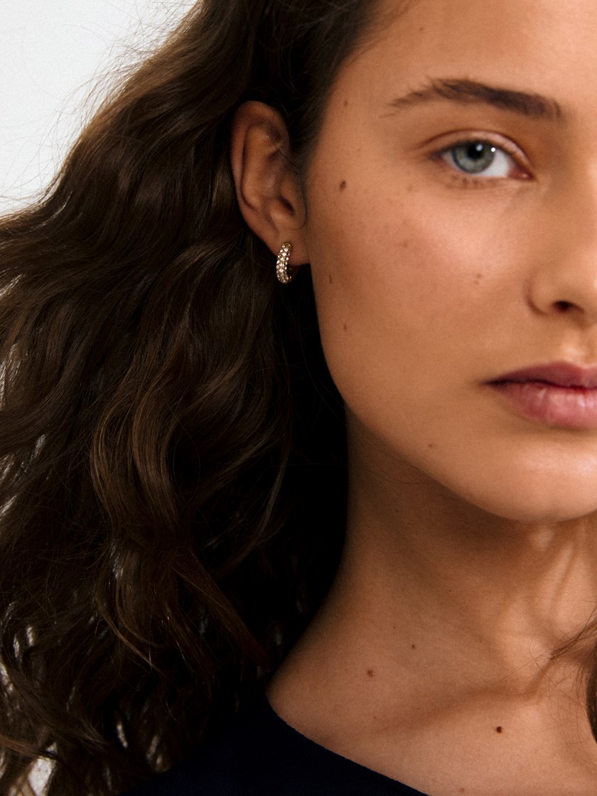 7253609 Q1G 7253609_Q1G_Tatum Small Hoops Gold-Plated_2_Tatum Small Hoops Gold-Plated Q1G_Tatum Small Hoops Gold-Plated Q1G 7253609.jpg_