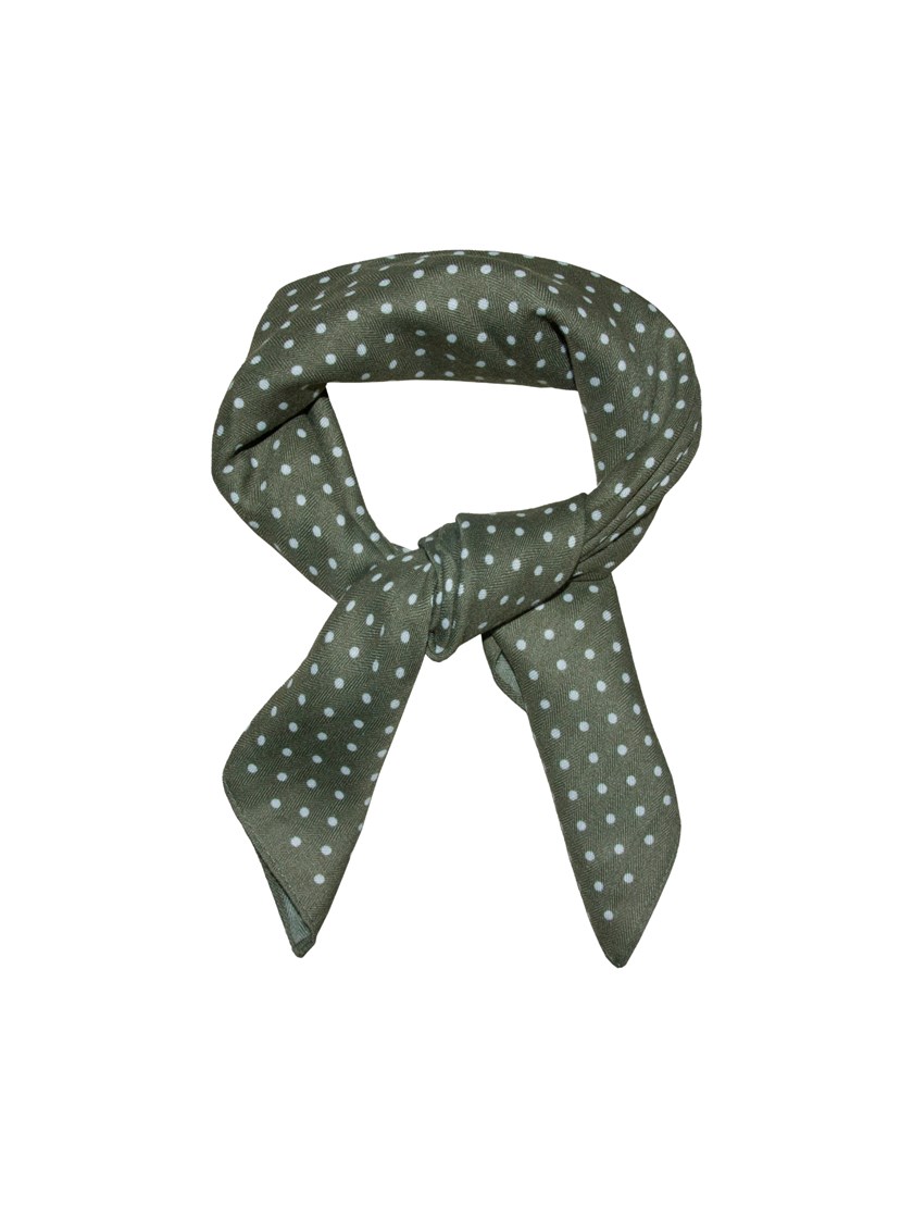 7253657 GOS 7253657_GOS_Skjerf 65x65 cm_Skjerf med prikker GOS.jpg_