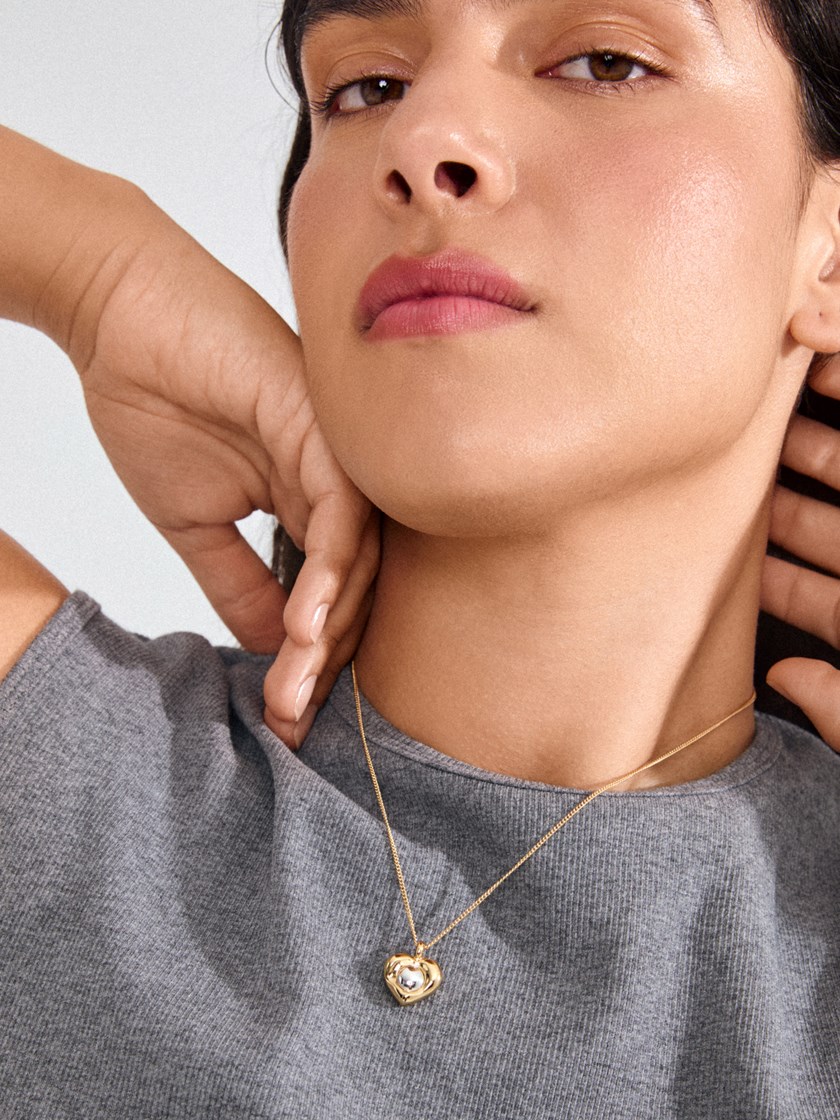 7253954 Q1G 7253954_Q1G_PILGRIM_NOVA heart necklace gold-plated_3_Nova Heart Necklace Q1G.jpg_