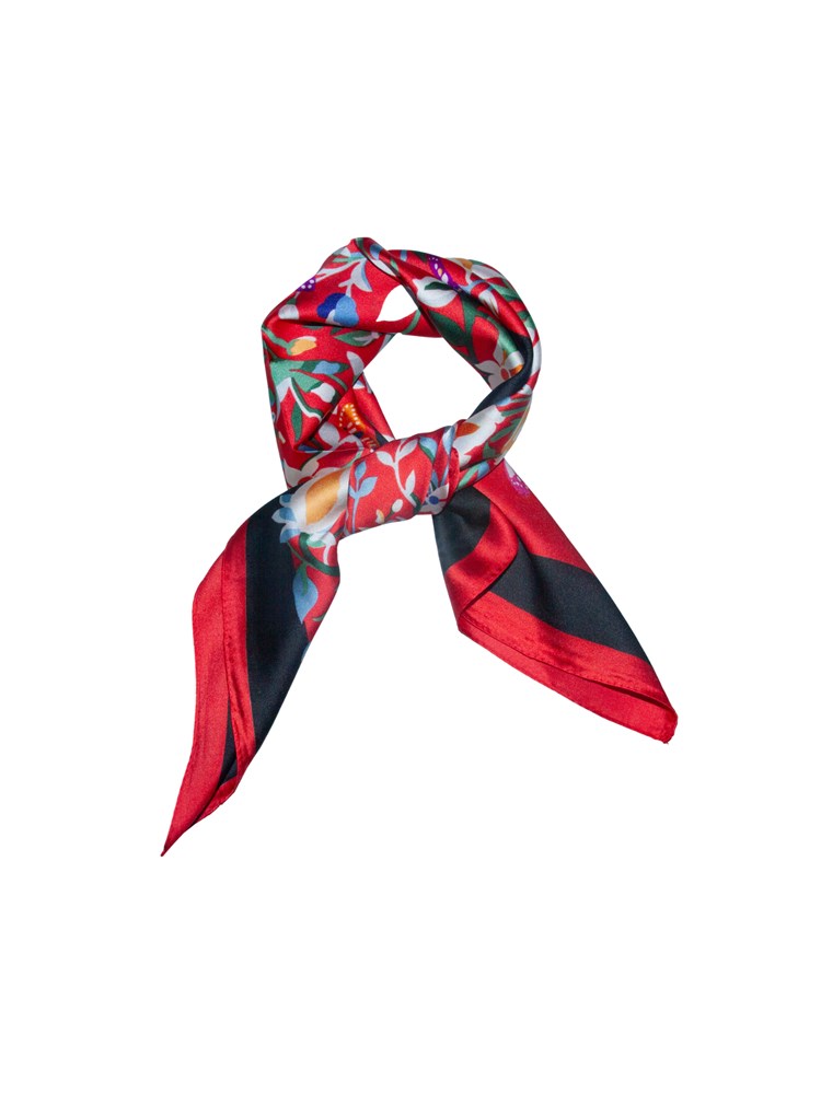 Skjerf 7253988_K4Z-Skjerf_bunad_H26_1.jpg_