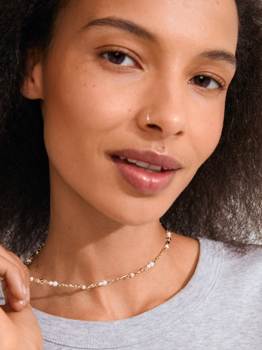 7254000 Q1G 7254000_Q1G_PILGRIM_SLOAN pearl necklace gold-plated_3_Sloan Pearl Necklace Q1G.jpg_