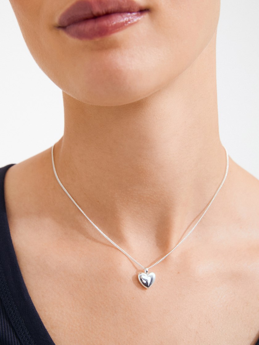 7254095 C38 7254095_C38_PILGRIM_smykke_silver_solv_dame_herre_unisex_A26_5_Revan Necklace C38.jpg_
