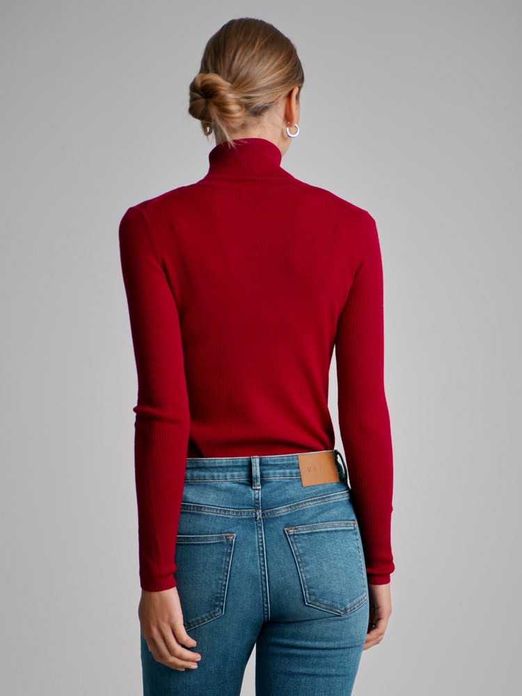 Susanne rib pologenser 7500058_K5L-MARIEPHILIPPE-W22-Modell-Back_chn=match_5523_Susanne rib pologenser K5L_Susanne rib pologenser K5L 7500058.jpg_Back||Back