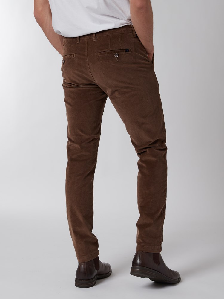 Brad baby cord str. chino 7500087_AIO-JEANPAUL-A22-Modell-Back_4631.jpg_Back||Back