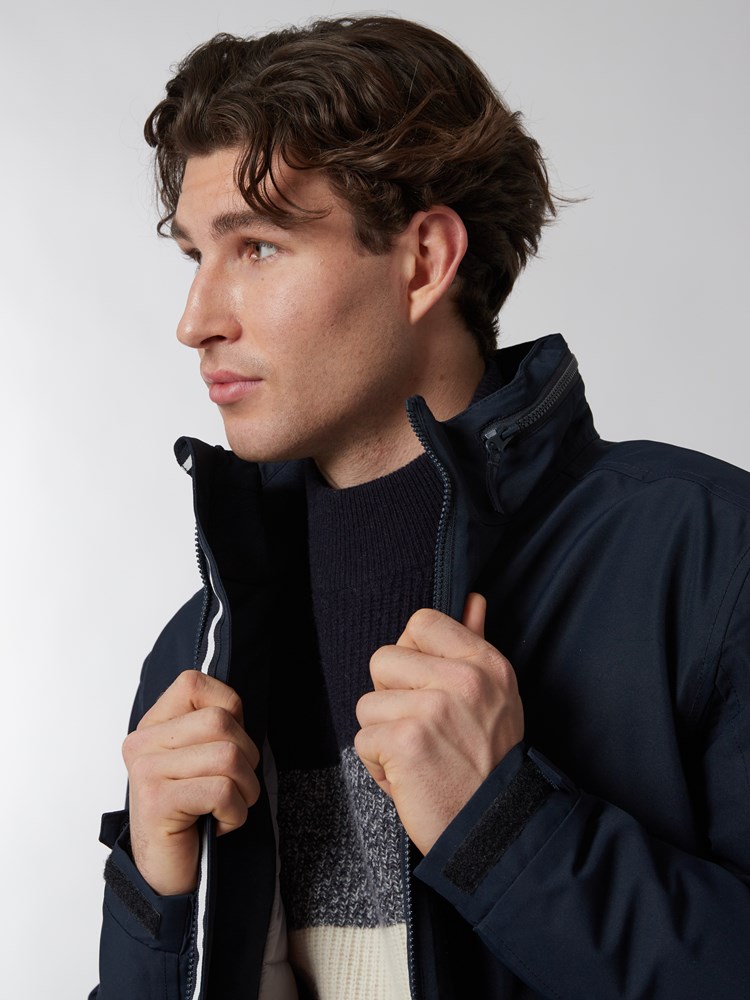 Pessac jakke 7500142_EM6-JEANPAUL-A22-Modell-Front_4656_Pessac jakke EM6.jpg_Front||Front