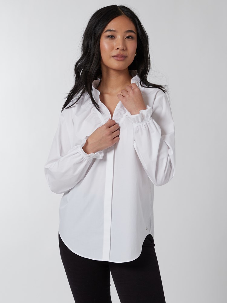 Belle bluse 7500191_O68-JEANPAUL-A22-Modell-Front_4974_Belle bluse O68_Belle bluse O68 7500191.jpg_Front||Front