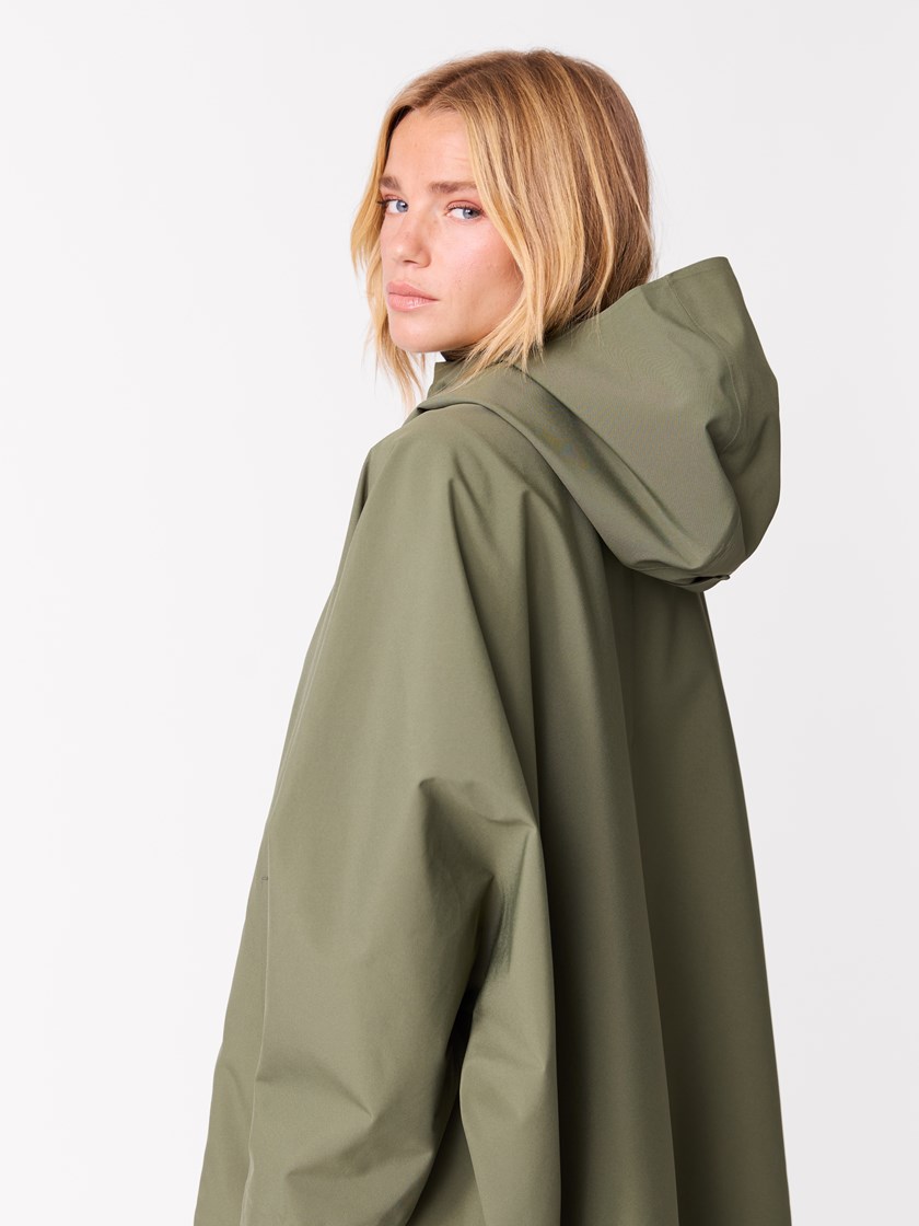 7500194 GTD 7500194_Jean Paul_Candra Poncho_W25 (5)_GTD_Candra regnponcho GTD.jpg_