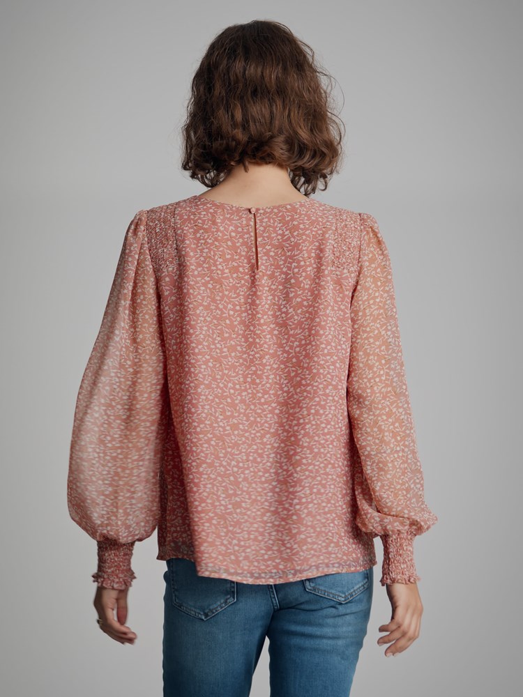 Lucette mønstret bluse 7500203_MPQ-VAVITE-A22-Modell-Back_chn=match_9197_Lucette mønstret bluse MPQ_Lucette mønstret bluse MPQ 7500203.jpg_Back||Back
