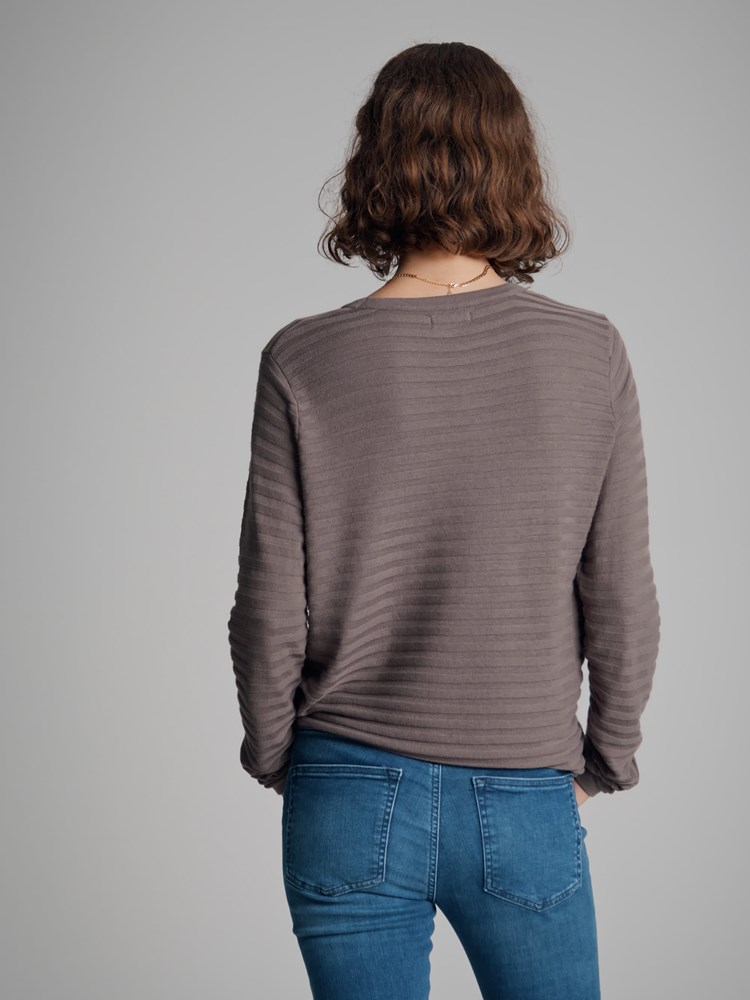 Emilie genser 7500208_AHG-VAVITE-A22-Modell-Back_chn=match_2941.jpg_Back||Back