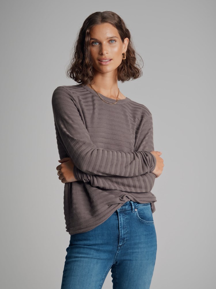 Emilie genser 7500208_AHG-VAVITE-A22-Modell-Front_chn=match_7604_Emilie genser AHG_Emilie genser AHG 7500208.jpg_Front||Front