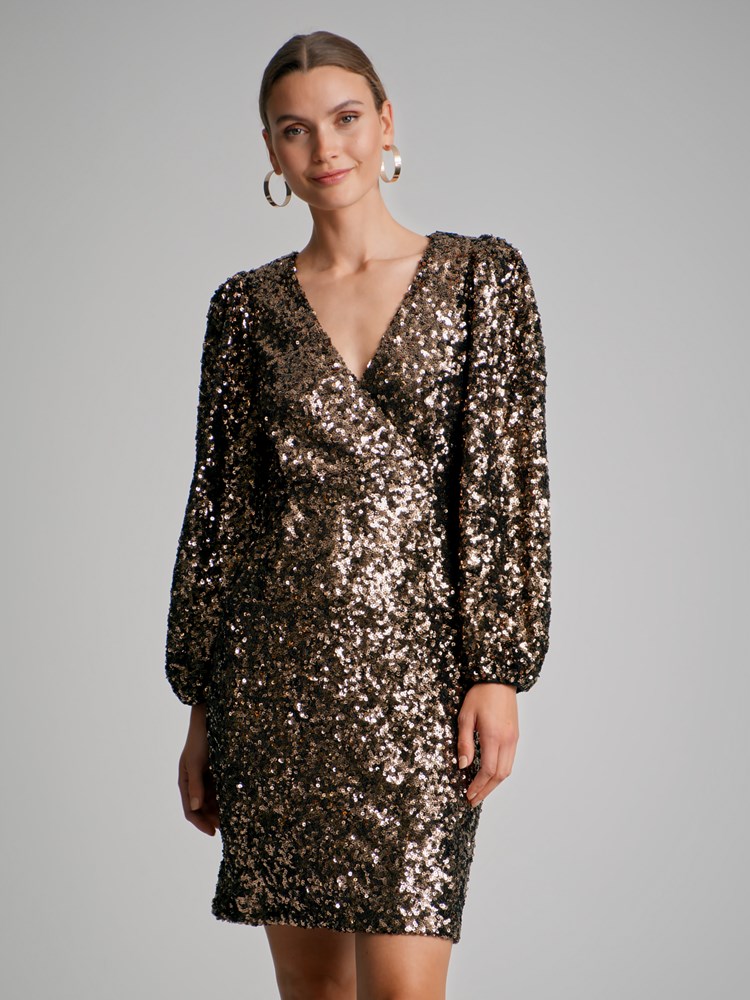 Lena puffermkjole 7500231_AAH-MARIEPHILIPPE-W22-Modell-Front_chn=match_588.jpg_Front||Front