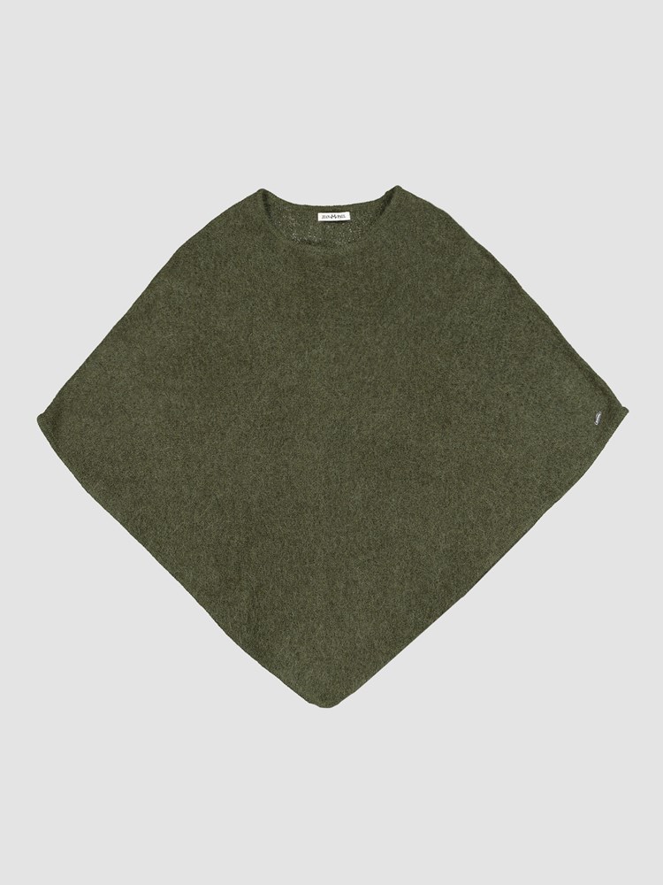 Lotty poncho 7500265_GTD-JEANPAUL-A22-Front_2544_Lotty poncho_Lotty poncho GTD_Lotty poncho GTD 7500265.jpg_Front||Front