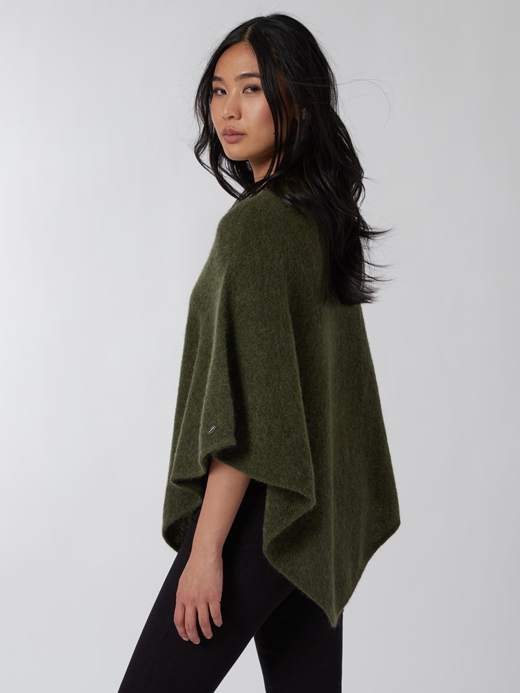Lotty poncho 7500265_GTD-JEANPAUL-A22-Modell-Back_6582_Lotty poncho GTD_Lotty poncho GTD 7500265.jpg_Back||Back