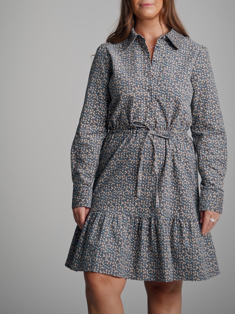 Martine skjortekjole 7500306_EAT-MARIEPHILIPPE-A22-modell-front.jpg_Front||Front