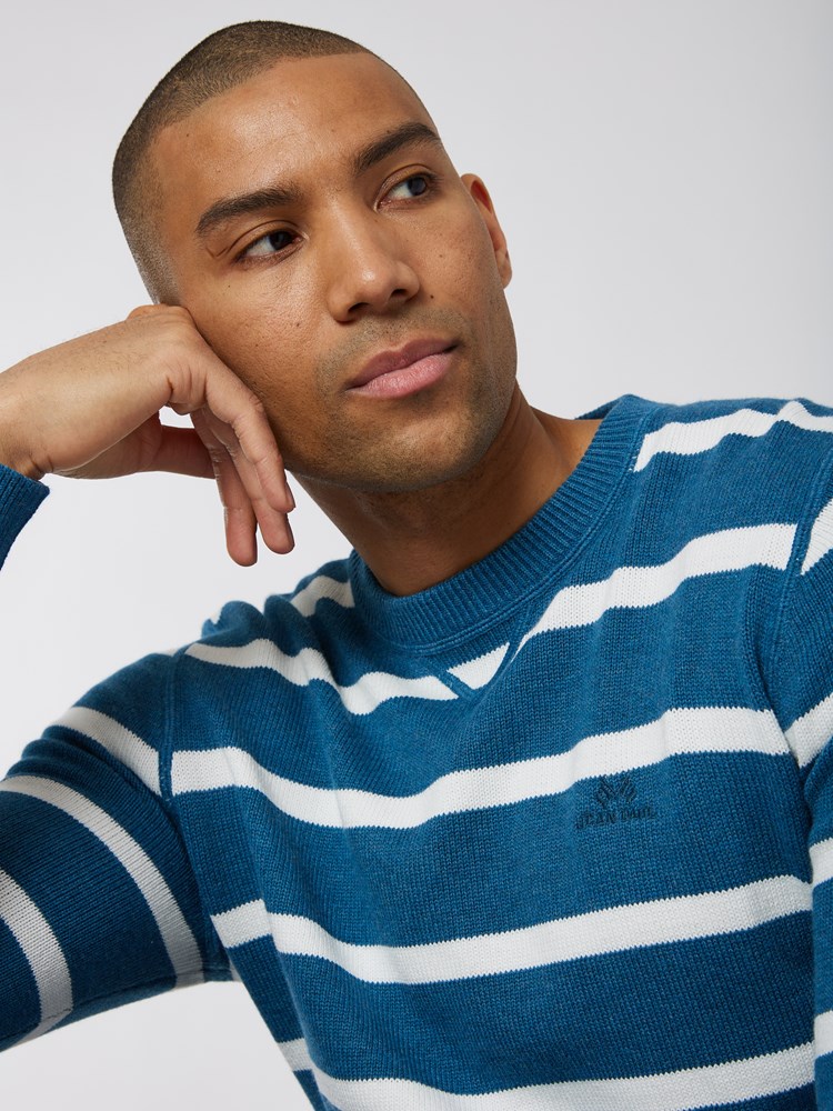 Antibes stripet genser 7500322_EPH-JEANPAUL-W22-Modell-Front_8548.jpg_Front||Front