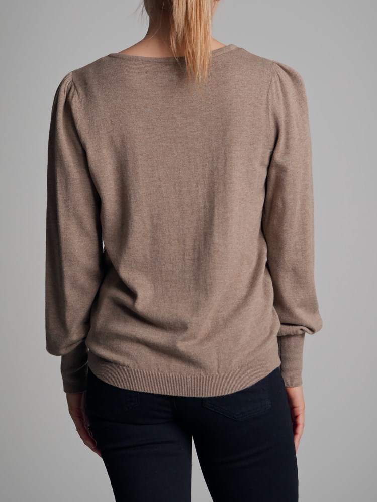 Olea genser 7500386_AMU-MARIEPHILIPPE-A22-Modell-Back_chn=match_9697_Olea genser AMU_Olea genser AMU 7500386.jpg_Back||Back
