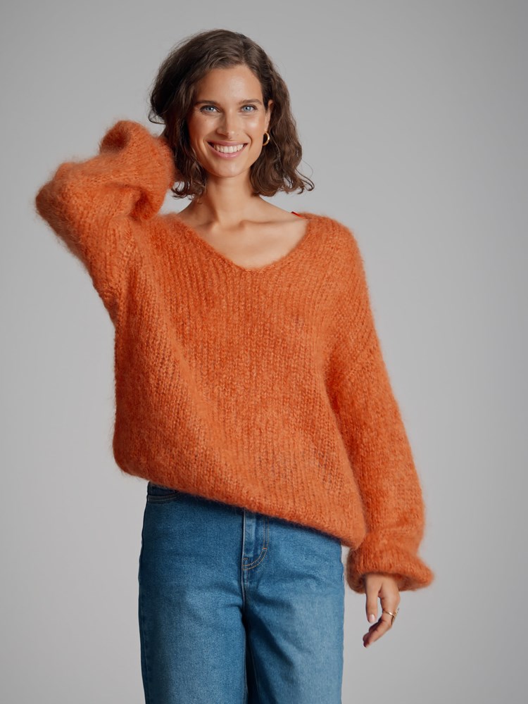 Stina genser 7500389_K4G-MARIEPHILIPPE-A22-Modell-Front_chn=match_7381_Stina genser K4G_Stina genser K4G 7500389.jpg_Front||Front