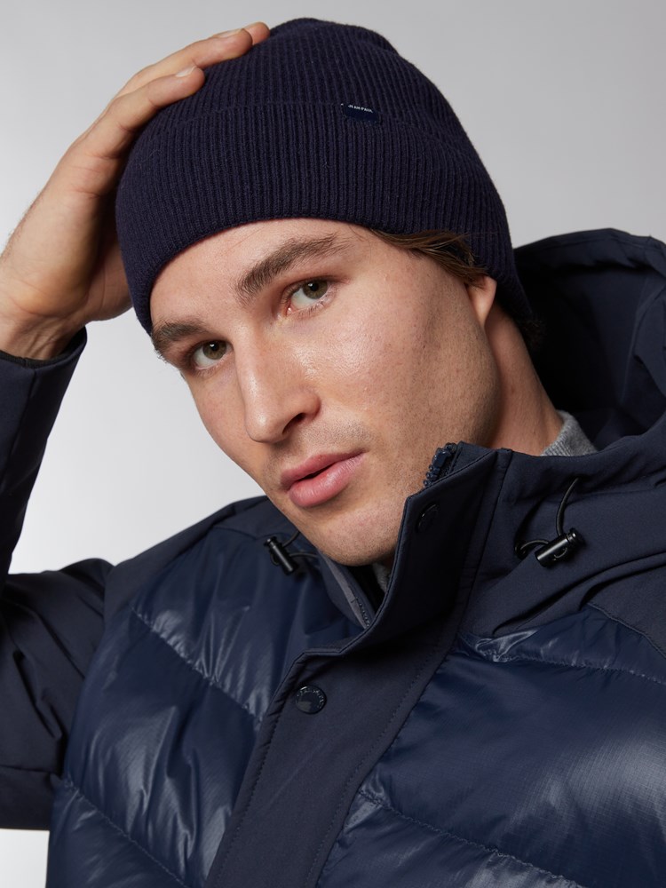 Samuel merinolue 7500529_EM6-JEANPAUL-A22-Modell-Front_2204_Samuel merinolue EM6.jpg_Front||Front
