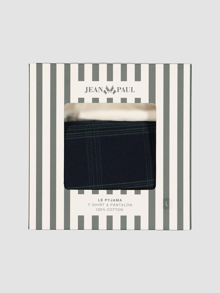 Josue pysjamas 7500575_EM6-JEANPAUL-W22-Front_8286_Josue pysjamas EM6.jpg_Front