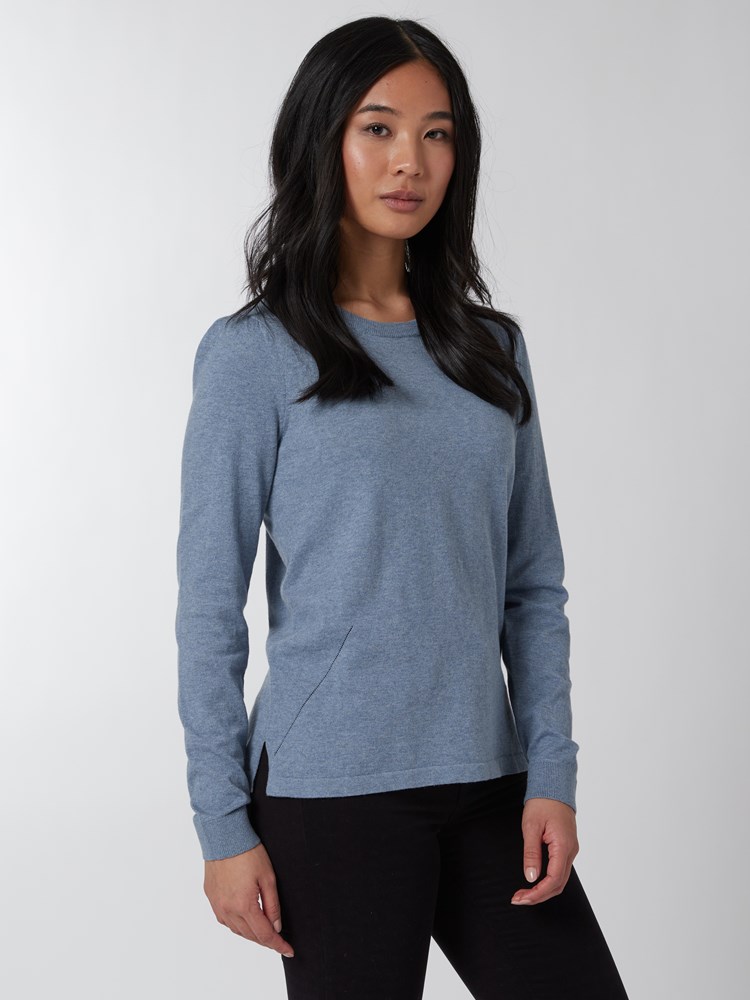 Agnes genser 7500625_GUC-JEANPAUL-A22-Modell-Front_7303_EPC_Agnes genser EPC_Agnes genser EPC 7500179.jpg_