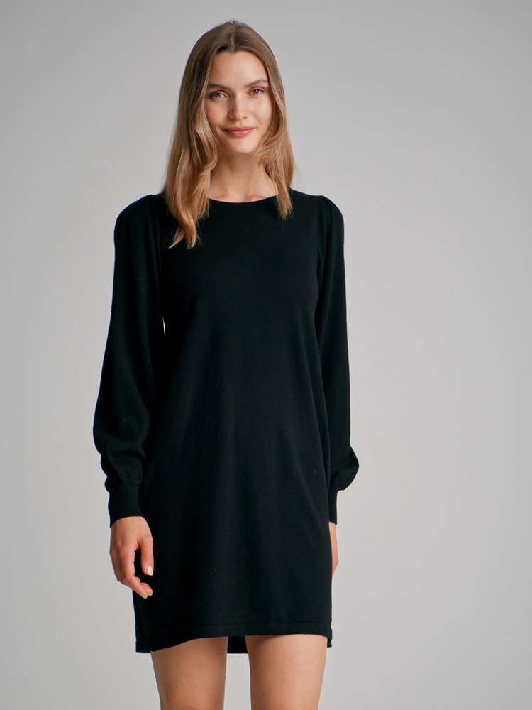 Olea kjole 7500629_CAB-MARIEPHILIPPE-W22-Modell-Front_chn=match_2890.jpg_Front||Front