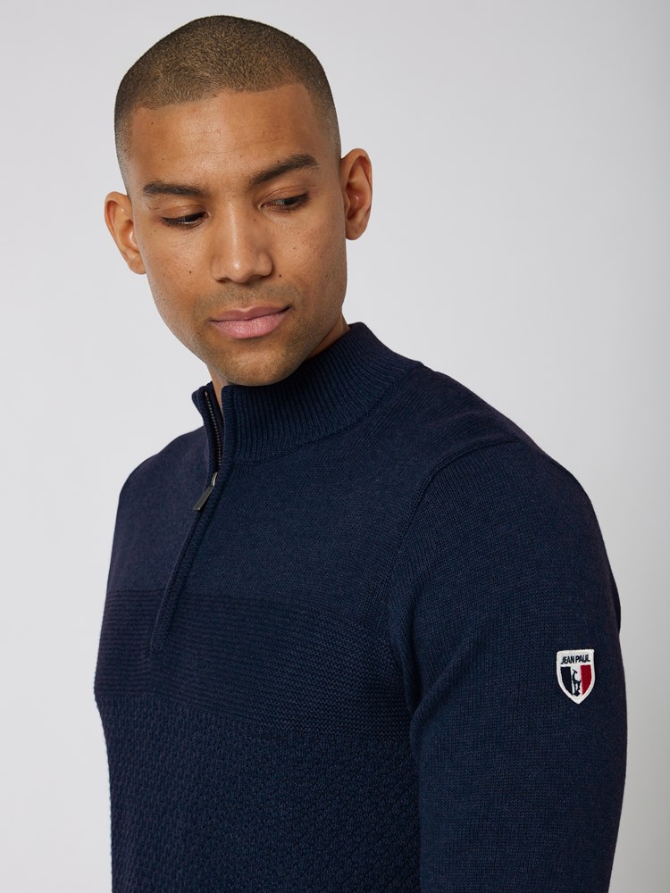 Pascal genser 7500671_EPH-JEANPAUL-W22-Modell-Front_4931_Pascal genser EPH.jpg_Front||Front