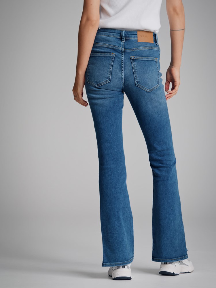 Sophia flared split jeans 7500685_DAB-VAVITE-A22-Modell-Back_chn=match_1956_Sophia flared split jeans DAB_Sophia flared split jeans DAB 7500685.jpg_Back||Back