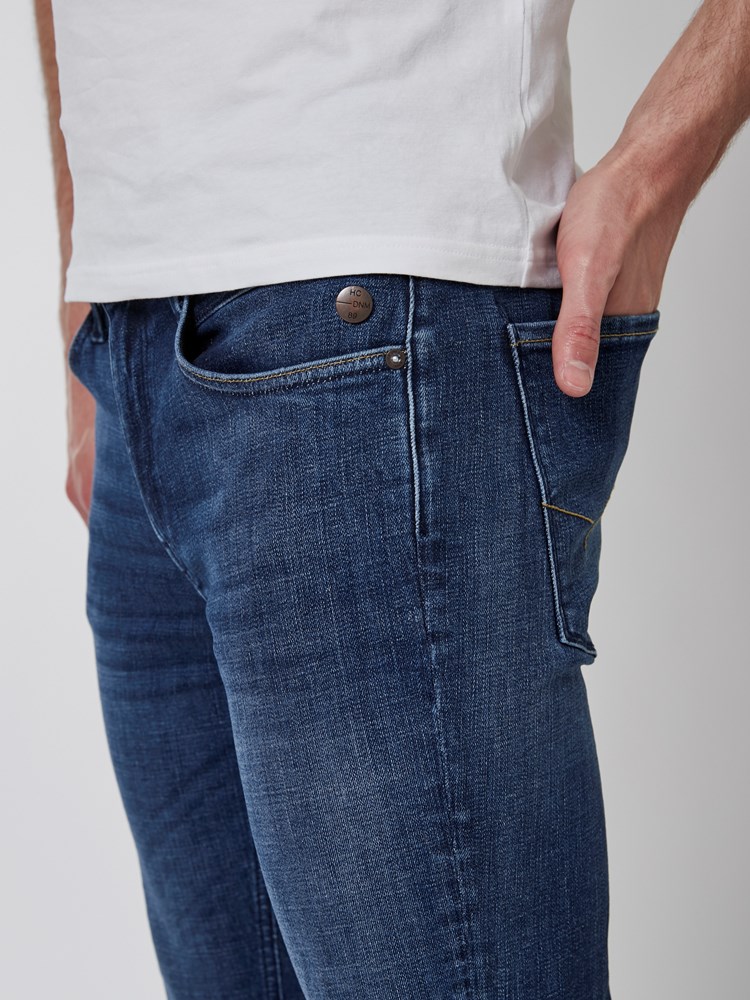 Slim Will blue slub 7500747_D06-HENRYCHOICE-A22-details_chn=boys_2977_Slim Will blue slub D06.jpg_