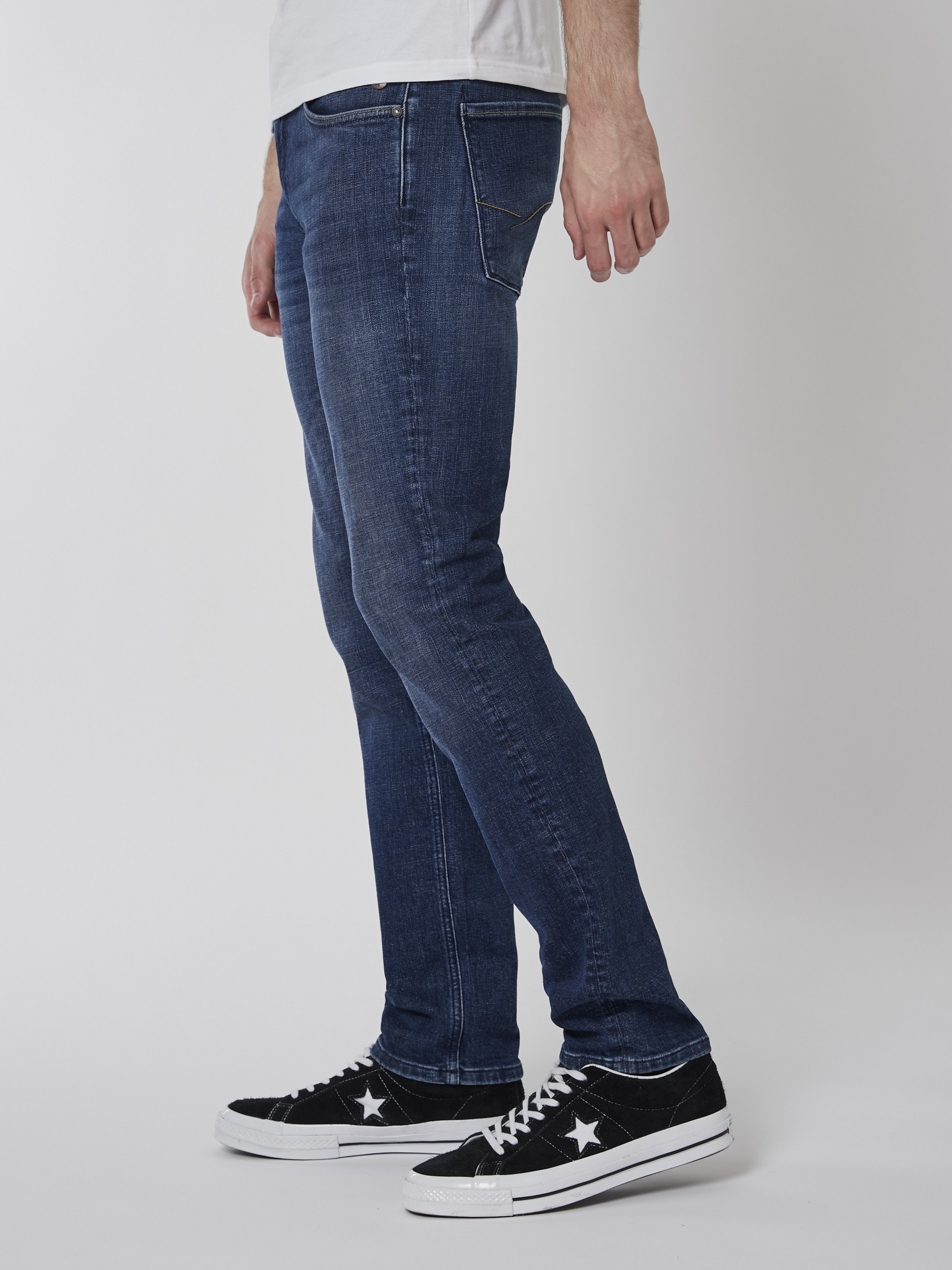 Slim Will blue slub 7500747_D06-HENRYCHOICE-A22-Modell-Left_chn=boys_8006_Slim Will blue slub D06_Slim Will blue slub D06 7500747.jpg_Left||Left