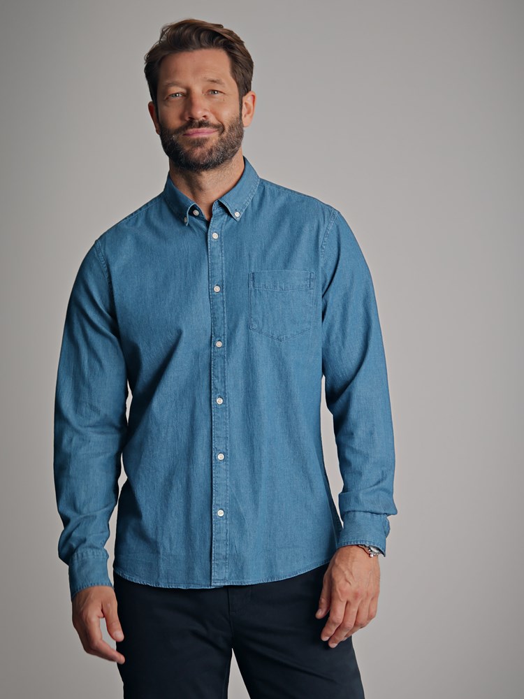 Ciro skjorte 7500844_EGT-Mario Conti-A22-modell-front.jpg_Front||Front