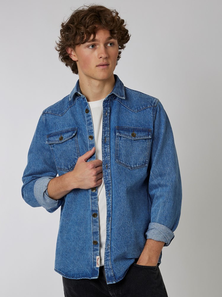 Wayne overshirt 7501110_D03-HENRYCHOICE-A22-Modell-Front_chn=boys_2672_Wayne overshirt D03.jpg_Front||Front