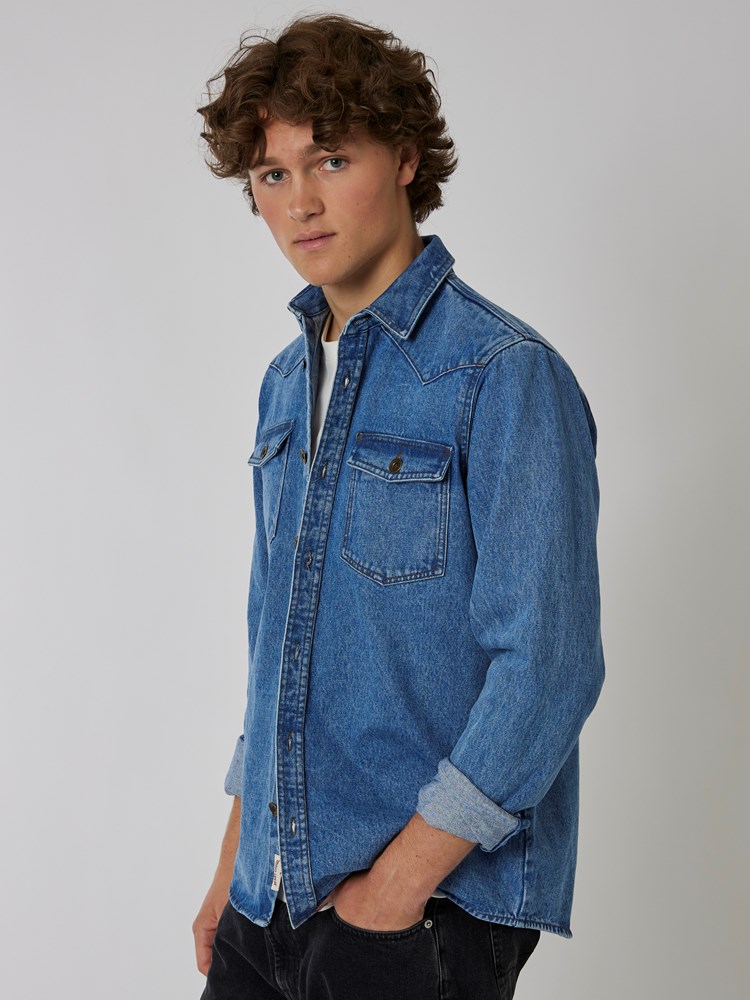 Wayne overshirt 7501110_D03-HENRYCHOICE-A22-Modell-Left_chn=boys_5937_Wayne overshirt D03.jpg_Left||Left