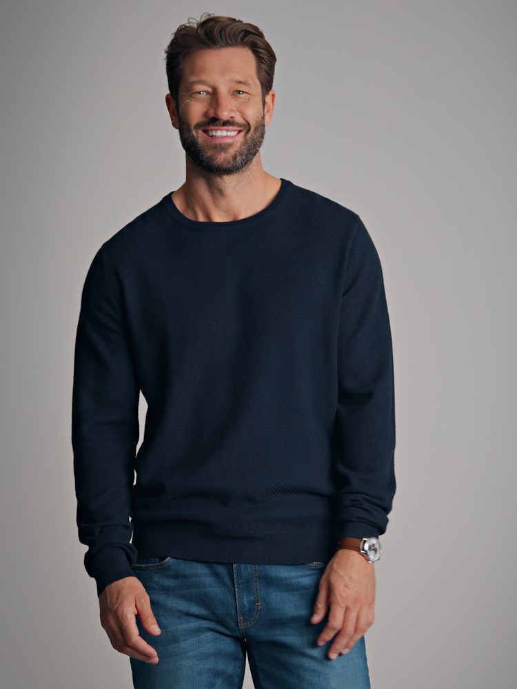 Masi genser 7501344_EM1-MARIOCONTI-A22-Modell-Front_chn=match_514.jpg_Front||Front