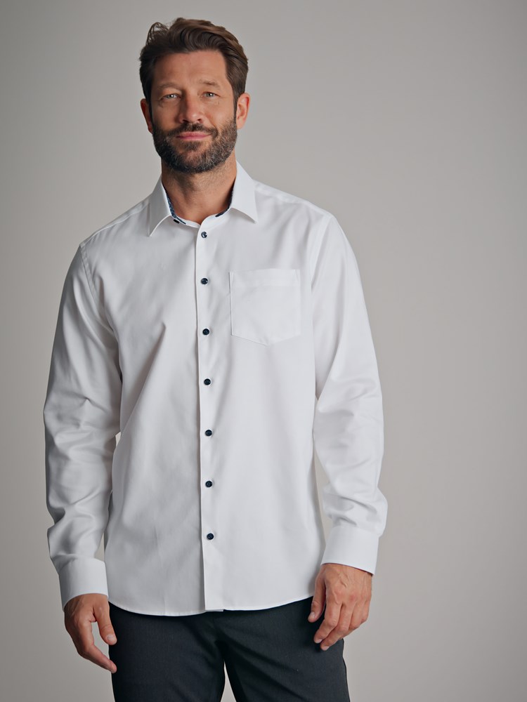 Grieg skjorte 7501552_OAA-ALVO-A22-Modell-Front_chn=match_7290.jpg_Front||Front