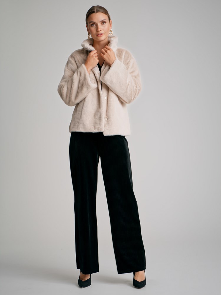 Appollonia jakke 7501699_I4I-DONNA-W22-Modell-Front_chn=match_8308_Appollonia jakke I4I_Appollonia jakke I4I 7501699.jpg_Front||Front