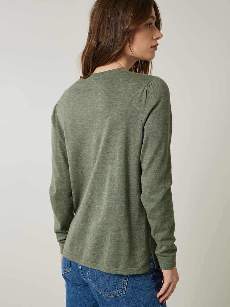 Agnes genser 7501784_GMM-JEANPAUL-S23-Modell-Front_4849_Agnes genser GMM 7501784.jpg_