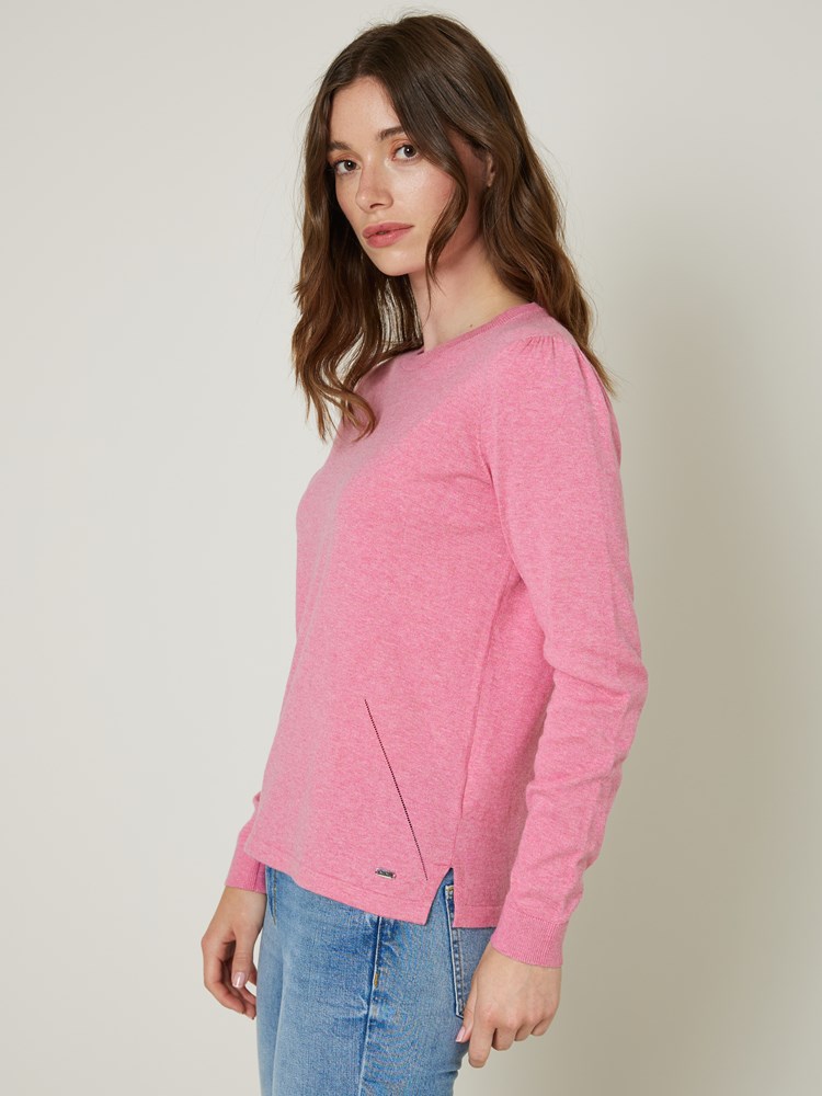 Agnes genser 7501784_MQX-JEANPAUL-S23-Modell-Front_4532_Agnes genser MQX 7501784.jpg_Front||Front